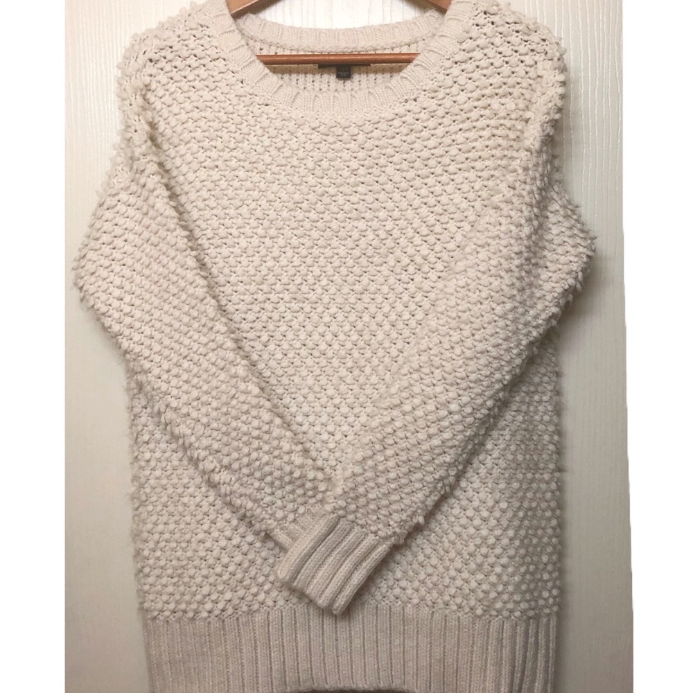 American Eagle Outfitters (AEO) Cozy Cream Sweater